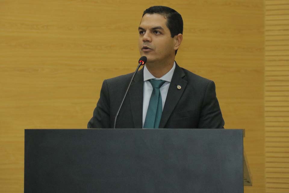 Deputado Cássio Gois fala sobre real situação do hospital Heuro em Cacoal
