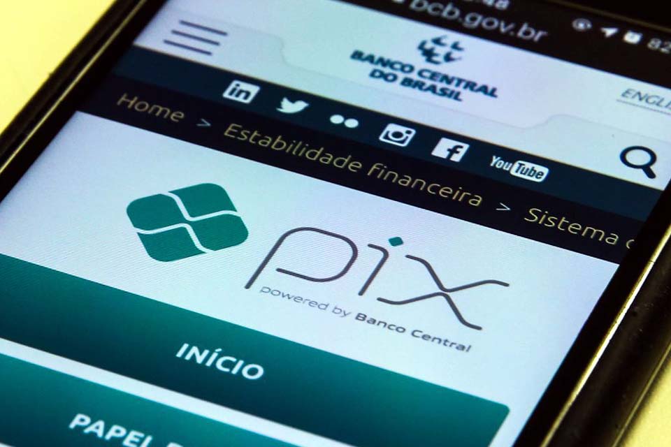 Pix bate recorde e supera 120 milhões de transações em um dia