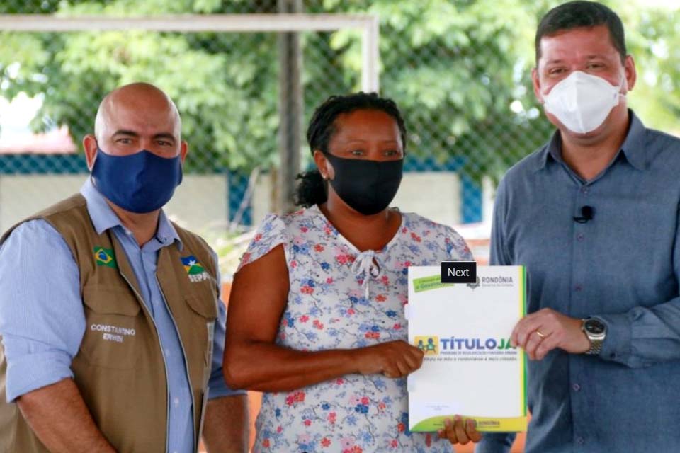 Governador Marcos Rocha entrega títulos definitivos por meio do 