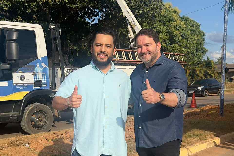 Alex Redano vistoria reformas e melhorias asseguradas por emendas em Vale do Anari