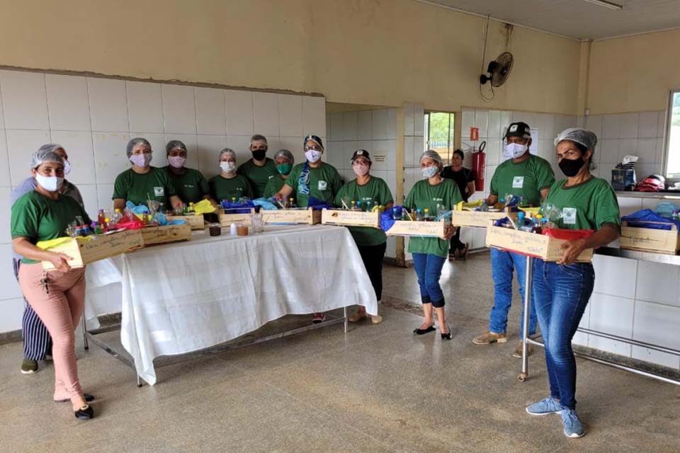 Curso para fabricação de doces, compotas e licores é realizado no município
