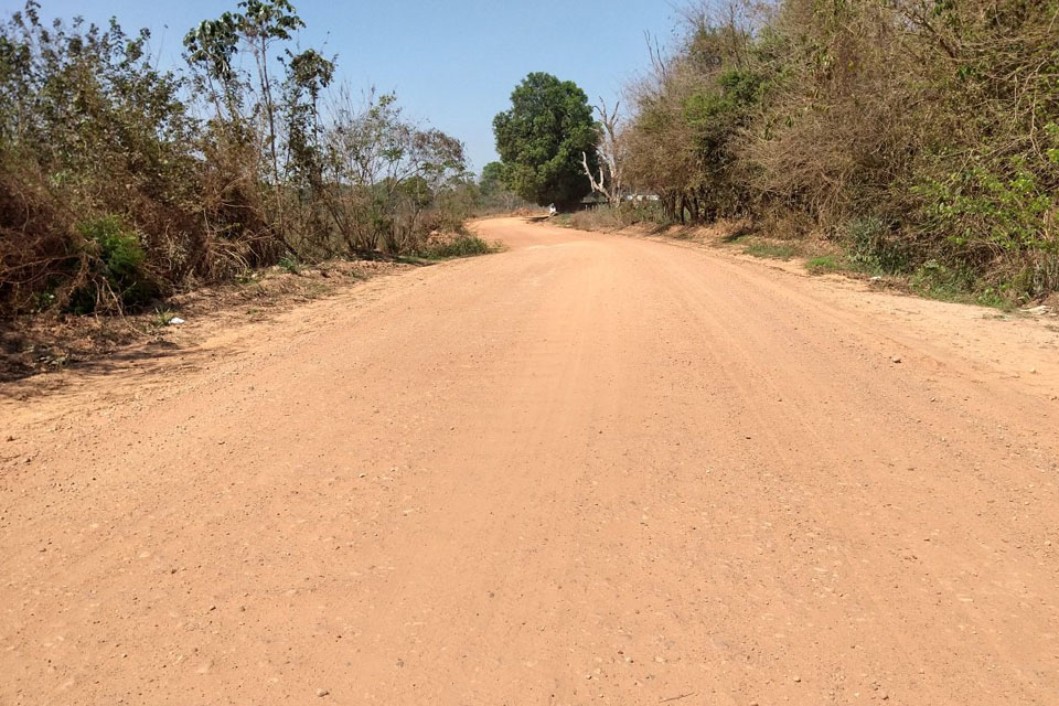 DER inicia estudo para pavimentar Estrada do Nazaré, no município de Ji-Paraná  