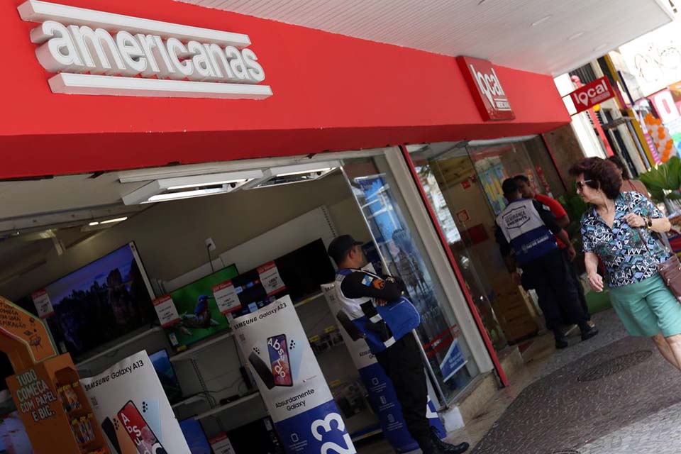 Justiça proíbe ordem de despejo e corte de energia do Grupo Americanas