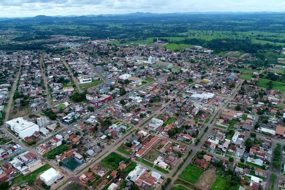 MP requer inconstitucionalidade de leis do Município de Cacoal que autorizam contratações sem concurso público