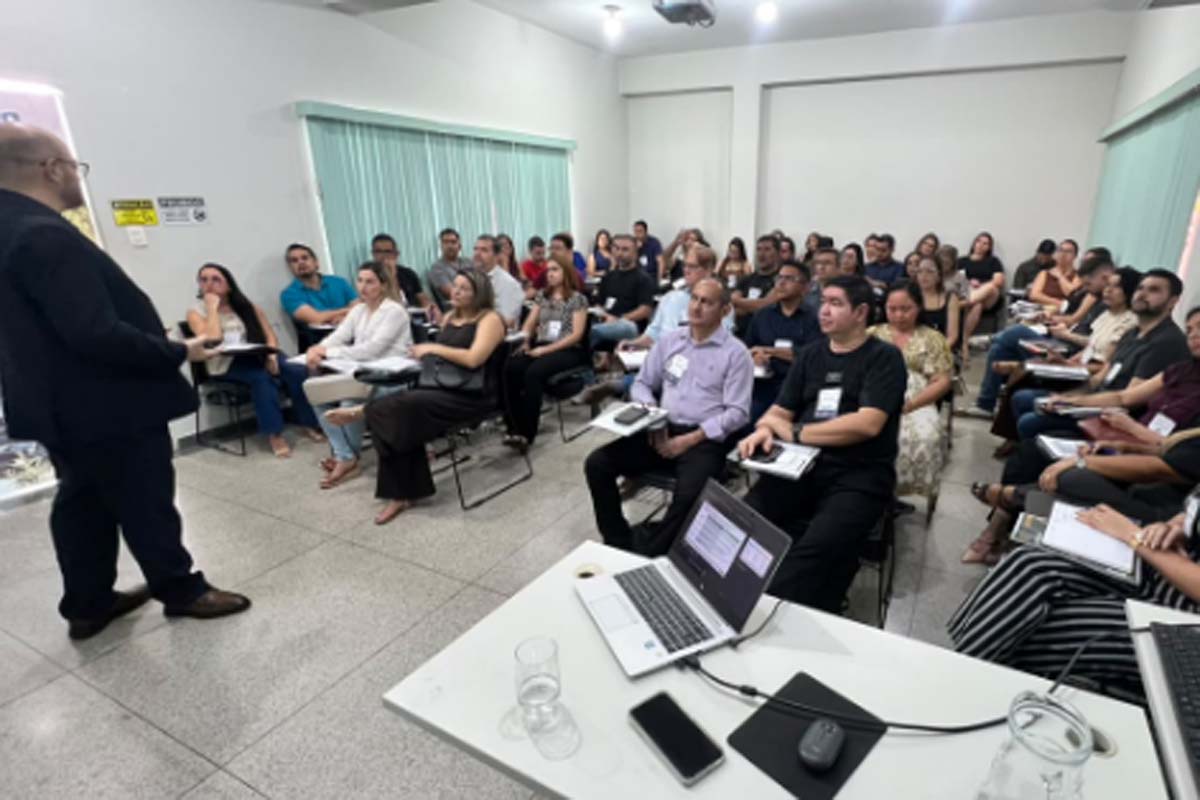 Prefeitura de Porto Velho capacita 50 servidores sobre os impactos da Reforma Tributária