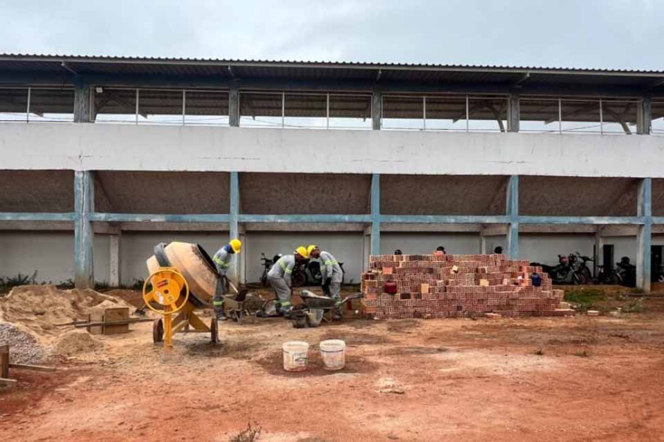 Obra de revitalização do Complexo João Saldanha em Guajará-Mirim avança com execução de etapas preparatórias