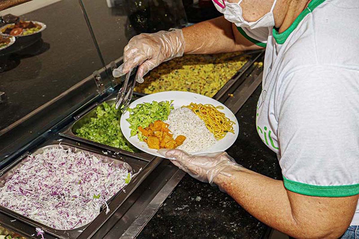 Programa estadual serve mais de 6 milhões de refeições saudáveis e nutritivas à população em situação vulnerável, em Rondônia