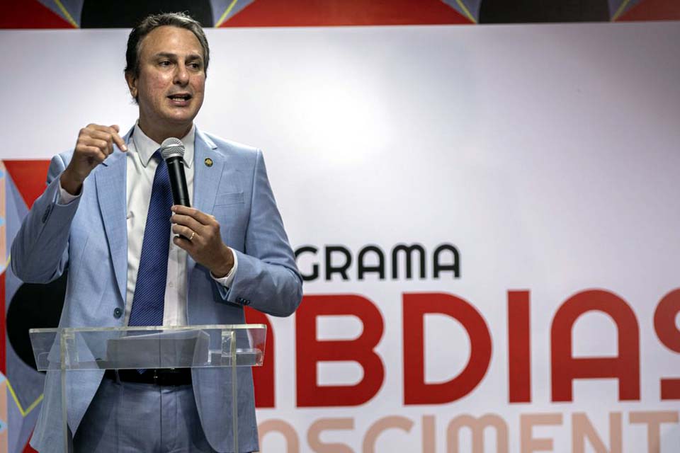 Governo anuncia recriação de programa de desenvolvimento acadêmico