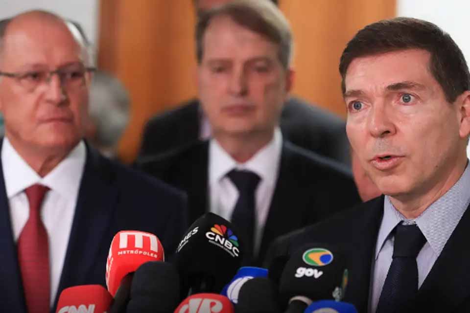 Empresários esperam acordo antes de possível retaliação aos EUA