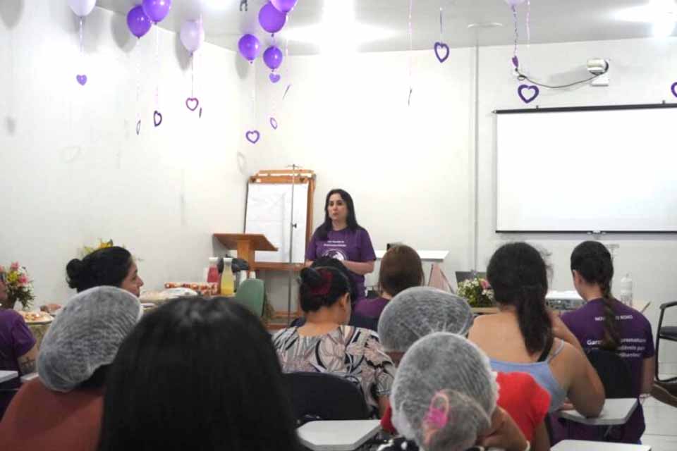 Palestras, caminhada e aprendizado marcam programação do mês de conscientização sobre prematuridade