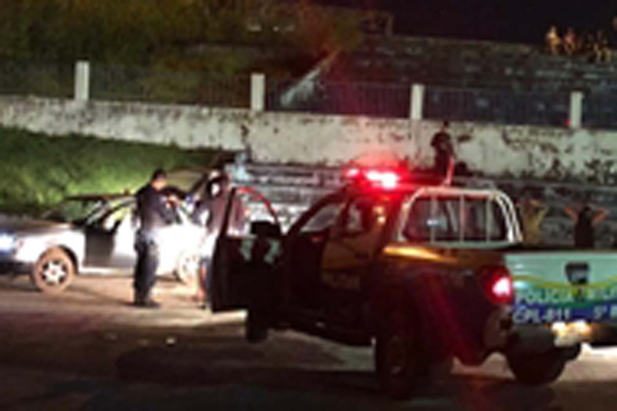 Homem é atacado com paulada após briga com ex-marido da atual mulher