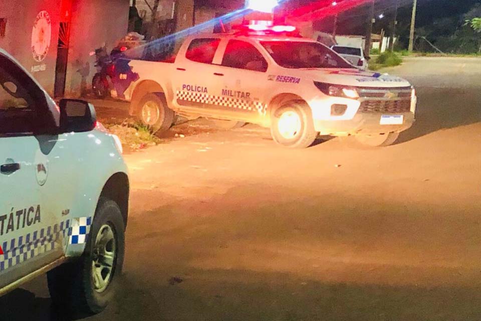 Mulher mata marido com golpes de faca no Orgulho do Madeira