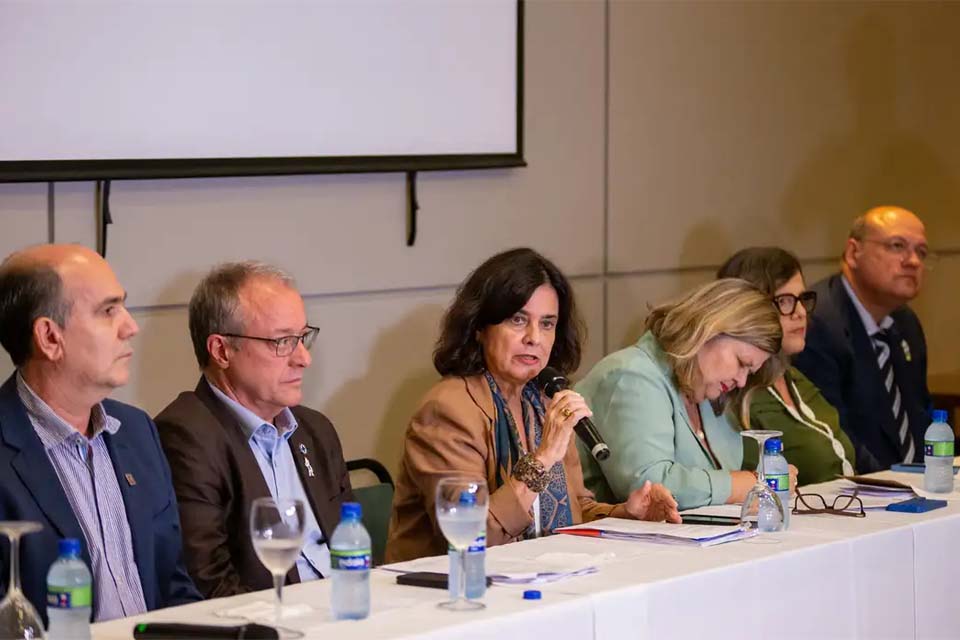 Fábrica em Pernambuco vai abastecer SUS com remédio para hemofilia