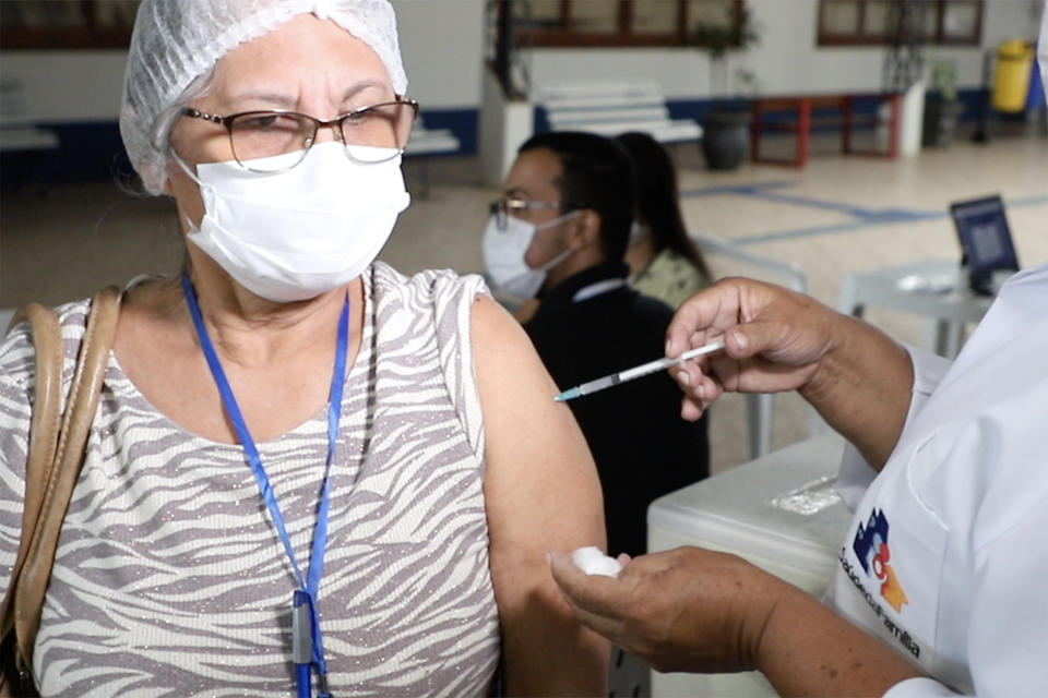 Nova etapa de vacinação contra a Covid-19 é iniciada em Porto Velho