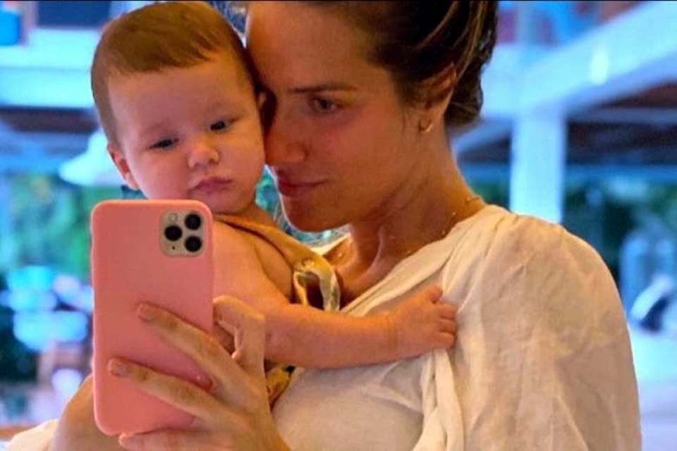 Giovanna Ewbank compartilha relato de parto de Zyan: 'Prazeroso'