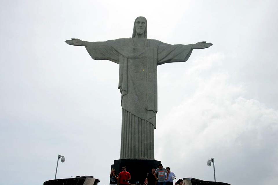 Cristo Redentor será iluminado hoje de vermelho