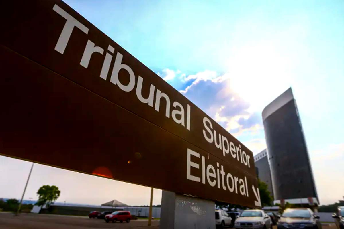 TSE recebeu mais de 50 mil denúncias de propaganda irregular