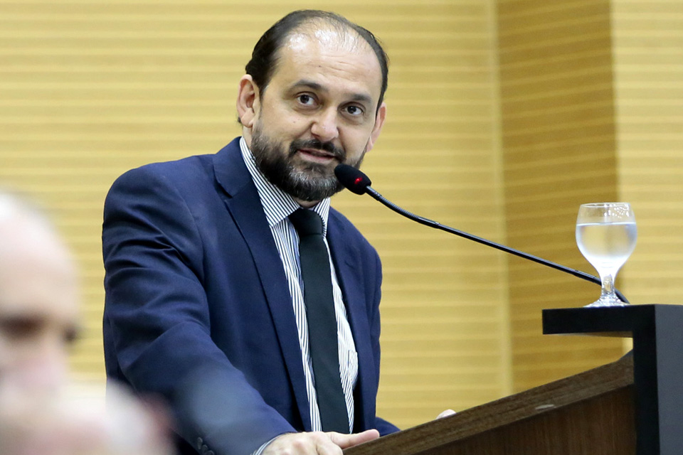  Presidente da Assembleia Legislativa Laerte Gomes anuncia contratação de 40 concursados e reforma administrativa