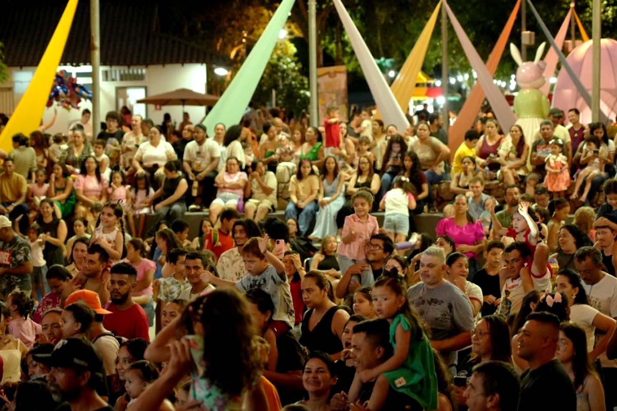 Páscoa no Parque reúne mais de 64 mil pessoas e movimenta economia; Durante evento foram distribuídas quase 4,5 toneladas de chocolate 