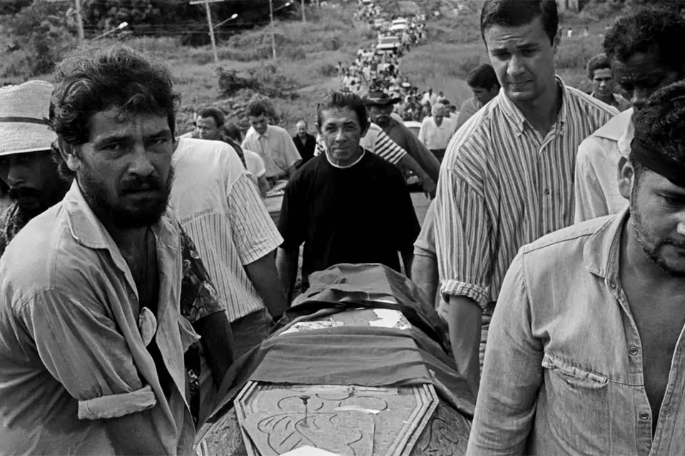  Movimento dos Sem Terra faz ato ecumênico em local de massacre que completa 28 anos