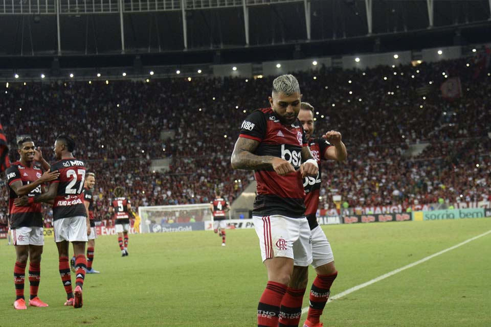VÍDEO - Com gols de Everton Ribeiro, Gabigol e Michael, Flamengo vence o Botafogo; Melhores Momentos
