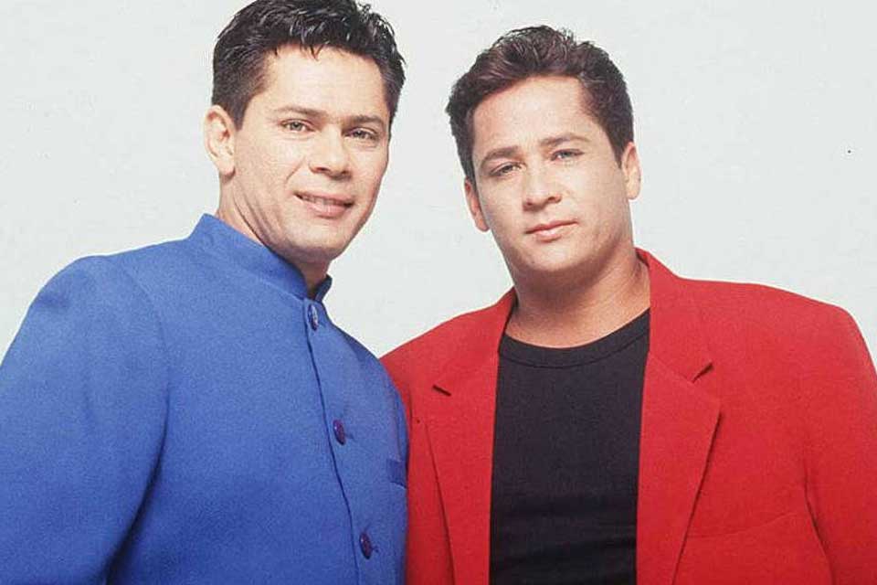 “Sempre impecável”: Esposa revela cuidado de Leonardo com túmulo de Leandro