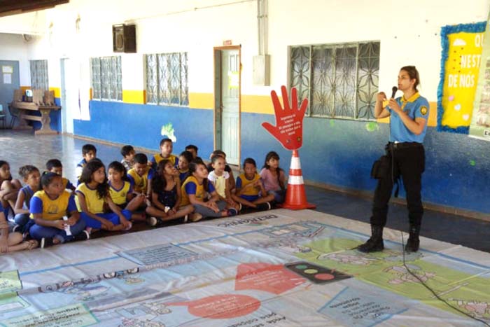 Semtran promove ações educativas para estudantes da rede municipal de Porto Velho