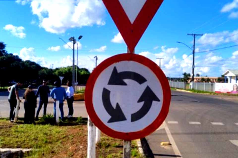 Governo investe mais de R$ 6,1 milhões em sinalização viária e fortalece segurança nos municípios