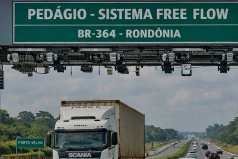 Após enxurrada de críticas, Nova 364 justifica pedágio apontado como um dos mais caros do Brasil e diz que custo “invisível” da estrada ruim pesa mais no bolso