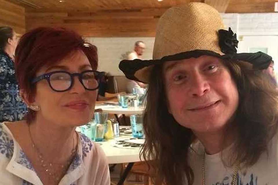 Viúva revela as últimas palavras de Ozzy antes da morte: “Me beija. Me abraça forte”