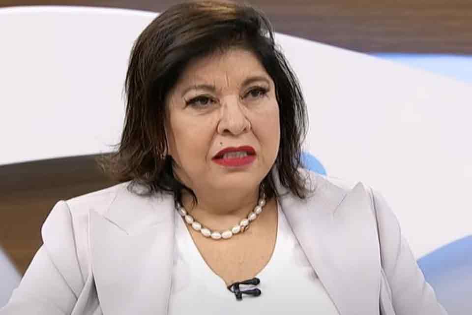 “Eu sou bi, com muito orgulho”, afirma Roberta Miranda ao assumir relacionamento