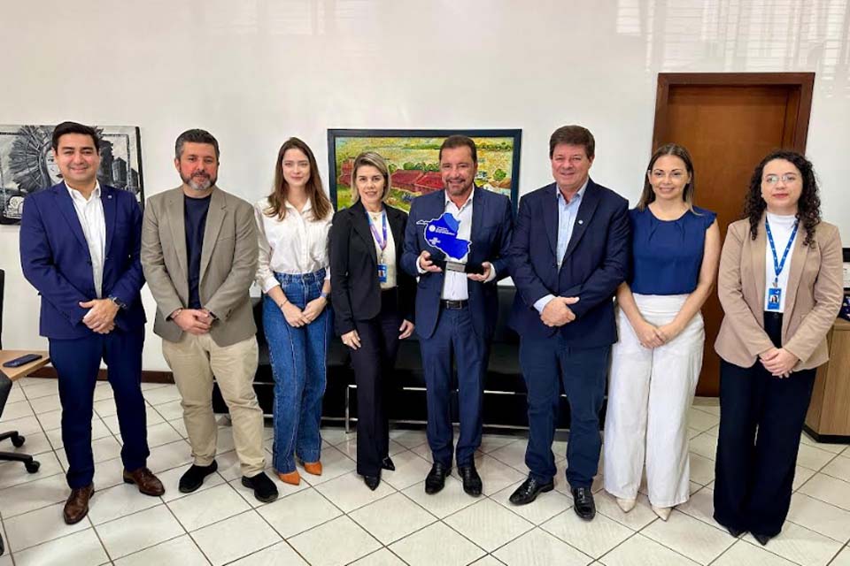 Prefeito Hildon Chaves recebe Sebrae Rondônia em reunião estratégica para discussões sobre projetos locais de desenvolvimento