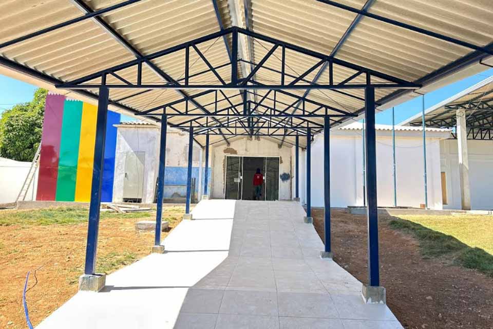 Construção do Centro Educacional de Bom Jesus chega à fase final