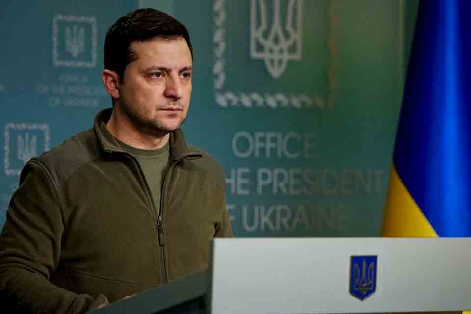 Presidente da Ucrânia, Volodymyr Zelensky pede adesão rápida à União Europeia