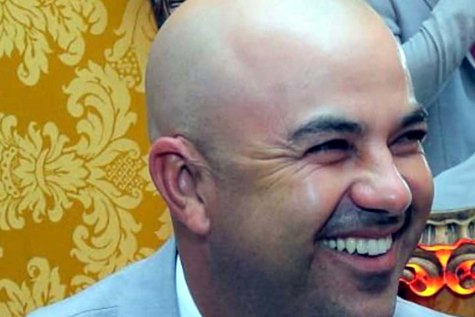 Homem morre em Rondônia após tocar em fio 'solto' indevidamente; família acionará a Energisa