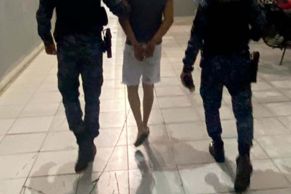 Motorista é preso após tentar atropelar sargento da PM durante perseguição