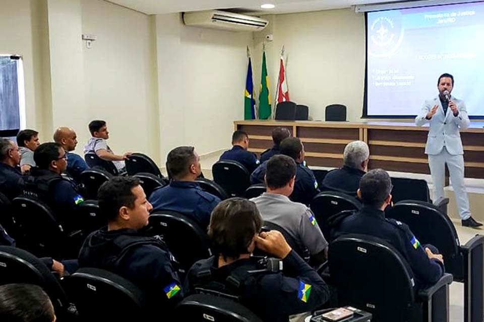 Lei de Abuso de Autoridade é tema de palestra a policiais militares da região