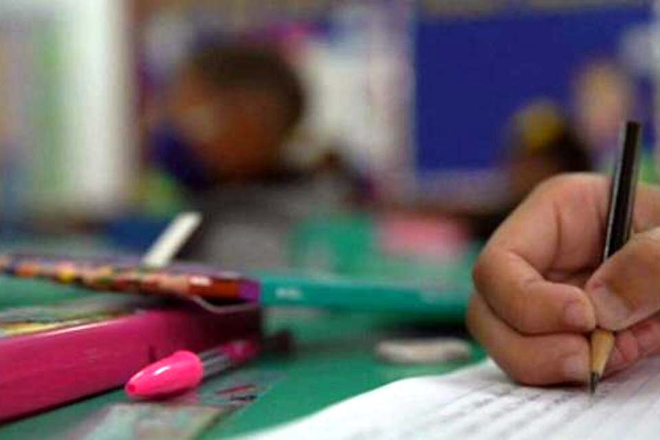56,4% das crianças brasileiras não estão alfabetizadas, mostra levantamento inédito do MEC