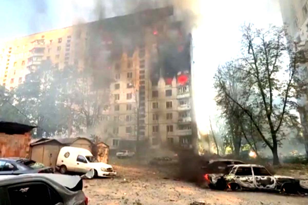 Rússia anuncia ataque inédito e pede que estrangeiros deixem Kiev