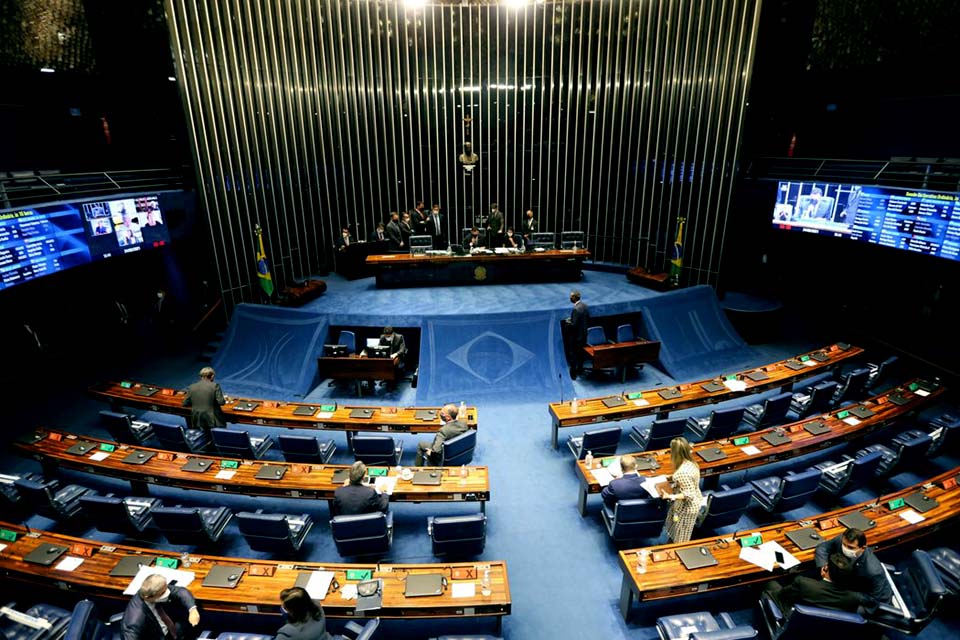 Senador diz ter assinaturas para ampliar investigação da CPI da Covid
