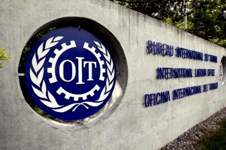 Pandemia reduz em um décimo renda mundial obtida com trabalho, diz OIT