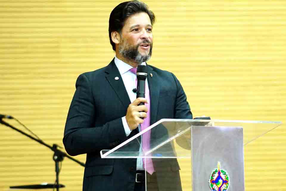 Deputado Camargo homenageia Arquidiocese de Porto Velho pelos 100 anos da Igreja Católica em Porto Velho