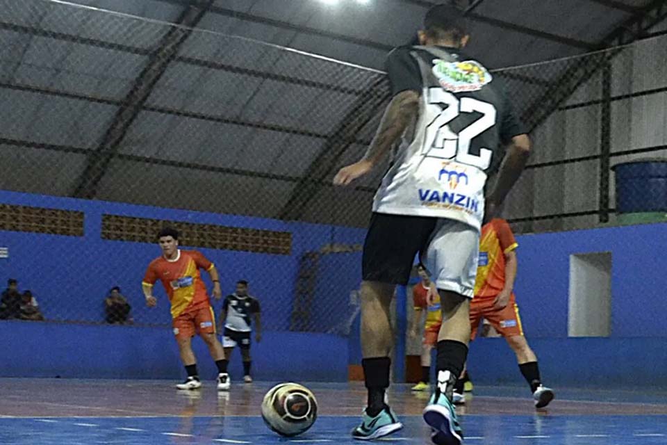 Goleada e emoção: 15 gols marcam a 1ª rodada do Campeonato de Futsal do Servidor