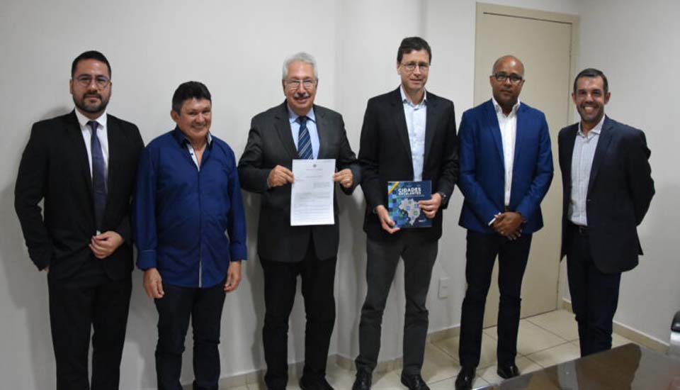 Parceria entre TCE-RO e Instituto Aquila é firmada para contribuir com a avaliação das políticas públicas dos municípios de Rondônia 