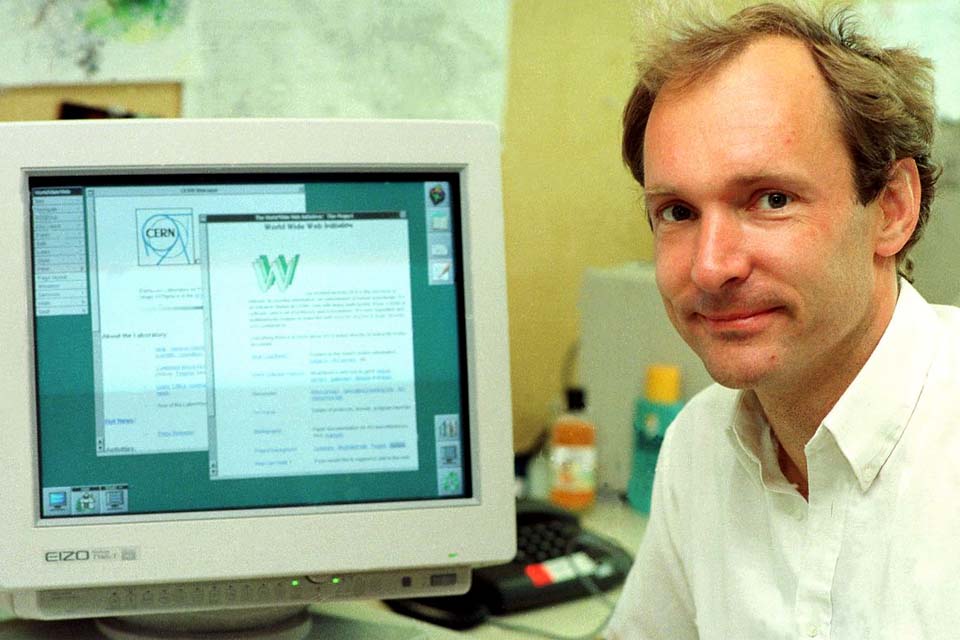 Criador do protocolo WWW leiloa código original por R$ 27 milhões