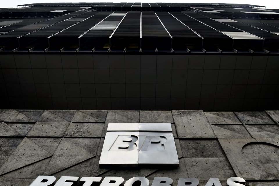 Petrobras conclui venda de campos terrestres de Lagoa Parda