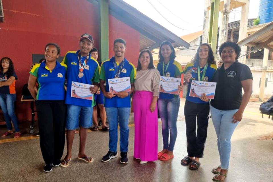 Estudante de Rolim de Moura é destaque em aula inaugural do Instituto de Matemática Pura e Aplicada
