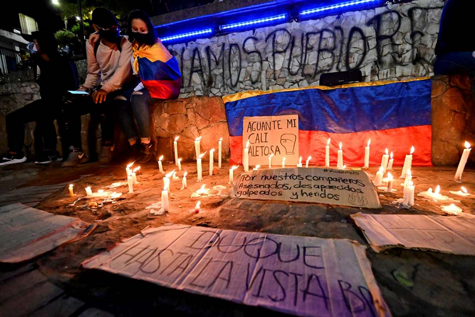 Colômbia: 19 morrem em 5 dias de protestos contra reforma tributária