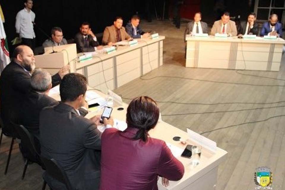 Servidores da Câmara Municipal são valorizados com abono salarial no fim de ano