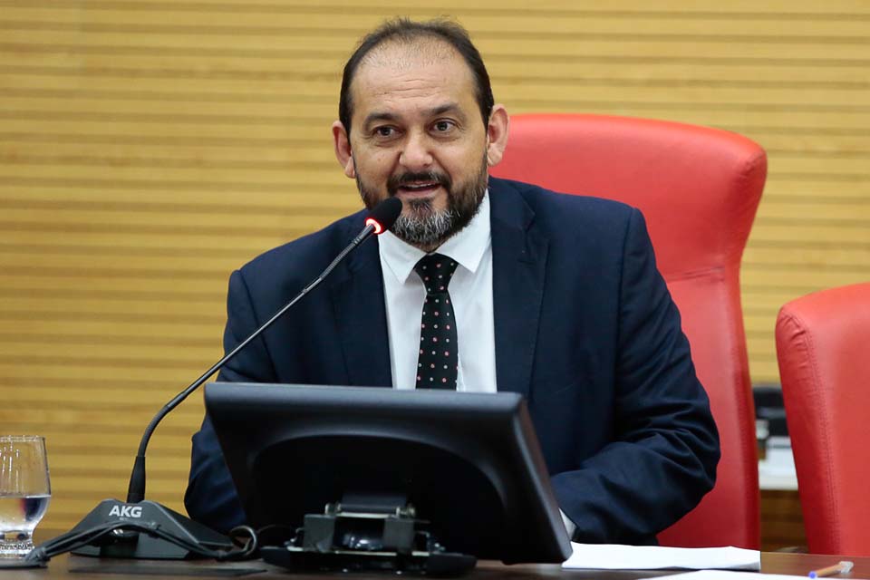 Imprev receberá veículo adquirido através de emenda do presidente Laerte Gomes